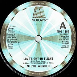 画像2: STEVIE WONDER / LOVE LIGHT IN FLIGHT (7インチMIX) [◎中古レア盤◎お宝！英国版ジャケ！7"MIX！]