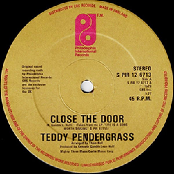 画像2: TEDDY PENDERGRASS / CLOSE THE DOOR (英原盤/全2曲) [◎中古レア盤◎激レア！マニア歓喜のジャケ付12"！メロウソウル大名曲！] (2)